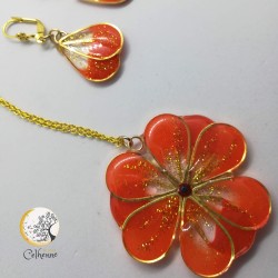 Collier fleur orange - Image non contractuelle