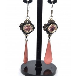Boucle d'oreille Deirdre en cristal rose - Bijou fait main