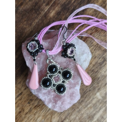 Boucle d'oreille Deirdre en cristal rose - Bijou fait main