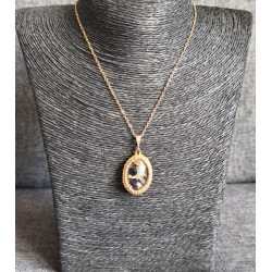 Pendentif en résine et perles dorées - Celhenne bijoux